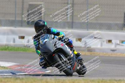 media/Aug-26-2022-Fastrack Riders (Fri) [[055e3b3c9d]]/level 2/Session 3/Turn 9/